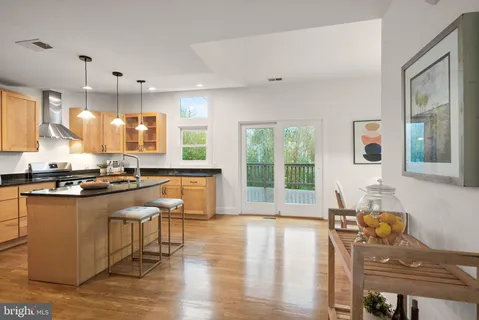 $1,450,000 | 6523 79th Place, Cabin John, MD 20818