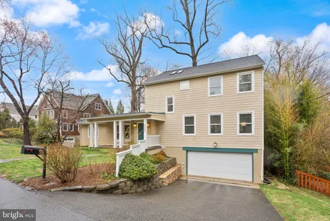 $1,450,000 | 6523 79th Place, Cabin John, MD 20818