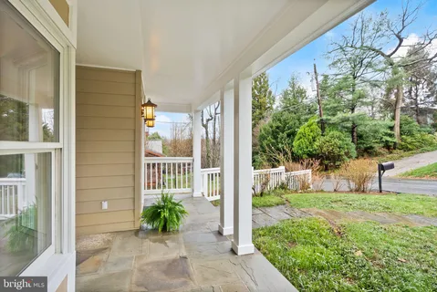 $1,450,000 | 6523 79th Place, Cabin John, MD 20818