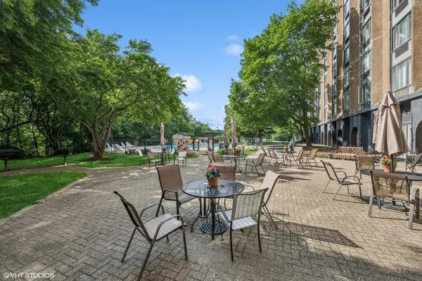 $250,000 | 1 Renaissance Place, Unit 3PH, Palatine, IL 60067