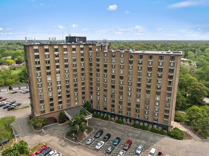 $250,000 | 1 Renaissance Place, Unit 3PH, Palatine, IL 60067