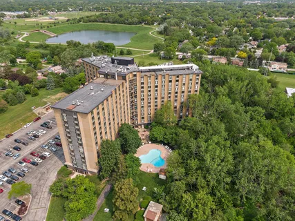 $250,000 | 1 Renaissance Place, Unit 3PH, Palatine, IL 60067