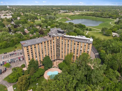 $250,000 | 1 Renaissance Place, Unit 3PH, Palatine, IL 60067