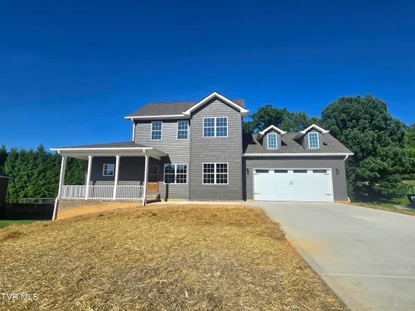 $649,900 | 372 Wiltshire Drive, Johnson City, TN 37615