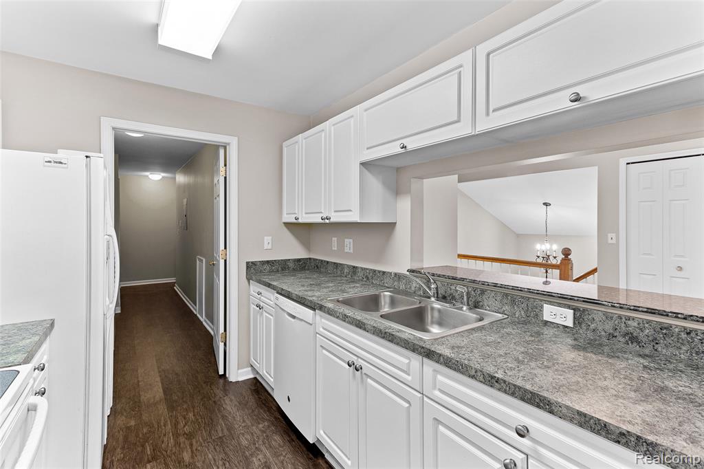 3553 Oakmonte Boulevard Rochester, MI 48306 - Photo 22 of 42 Gallery Image 22