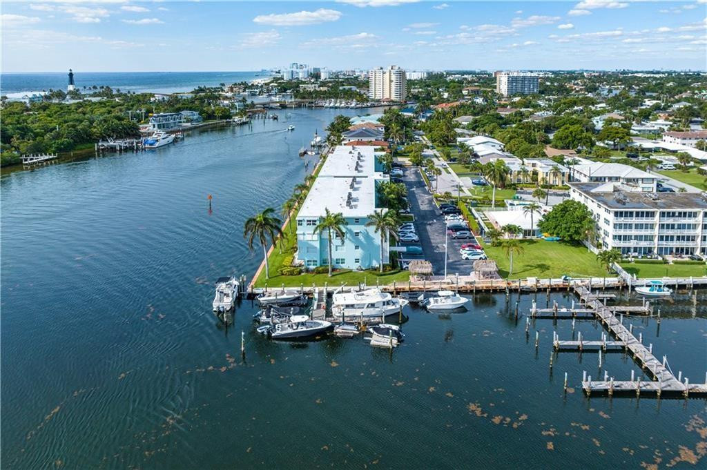 2758 Northeast 30th Avenue, Unit 3A Lighthouse Point, FL 33064 - Photo 2 of 29 Photo 2