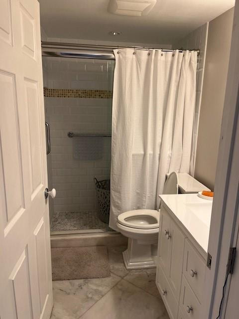 2758 Northeast 30th Avenue, Unit 3A Lighthouse Point, FL 33064 - Photo 22 of 29 Bath Room