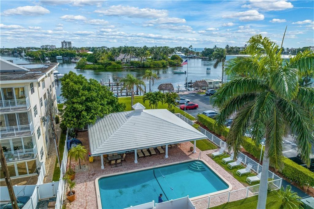 2758 Northeast 30th Avenue, Unit 3A Lighthouse Point, FL 33064 - Photo 27 of 29 Pool