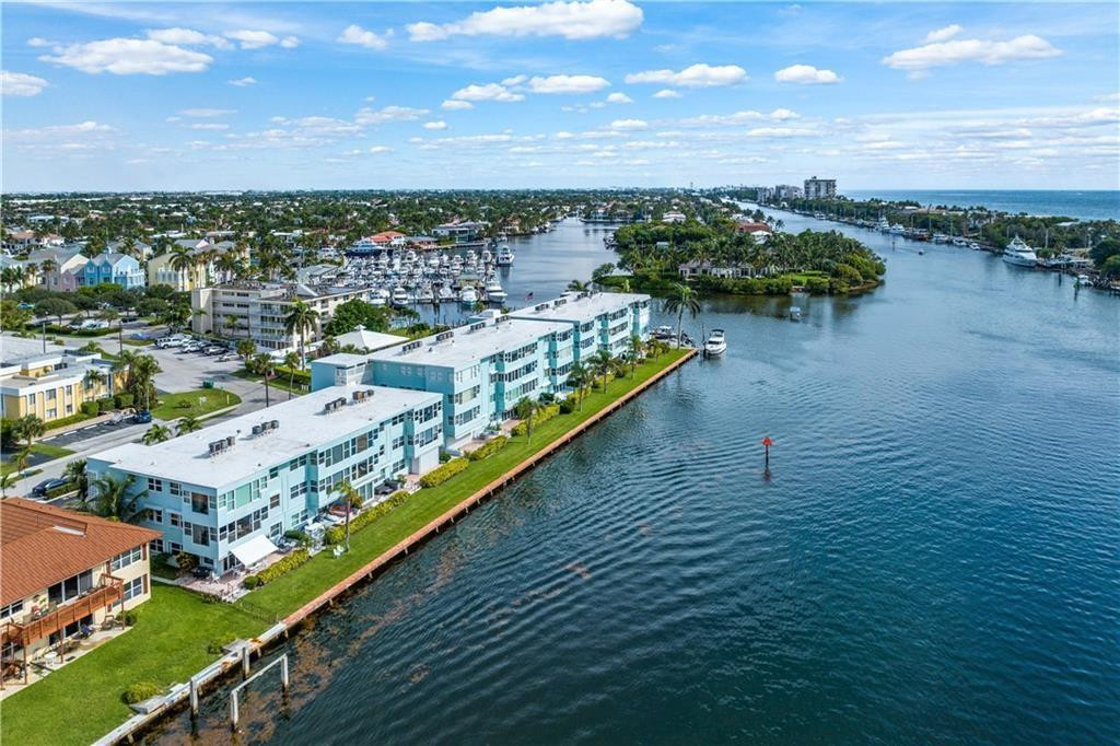 2758 Northeast 30th Avenue, Unit 3A Lighthouse Point, FL 33064 - Photo 3 of 29 Photo 3