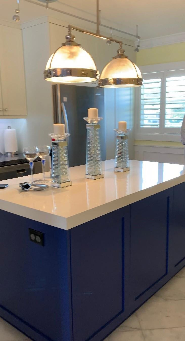 2758 Northeast 30th Avenue, Unit 3A Lighthouse Point, FL 33064 - Photo 8 of 29 Kitchen Island