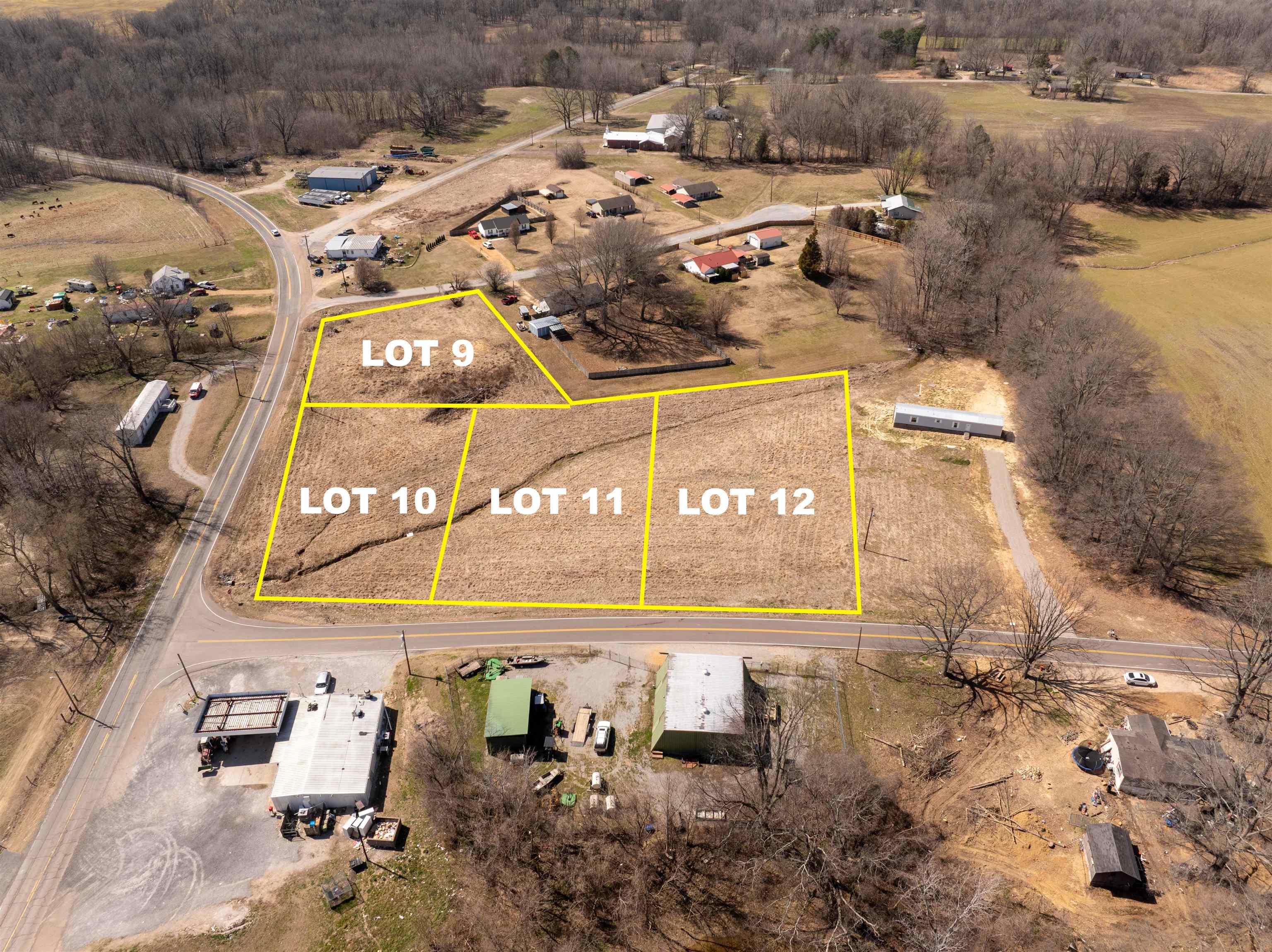 Birds eye view of property
