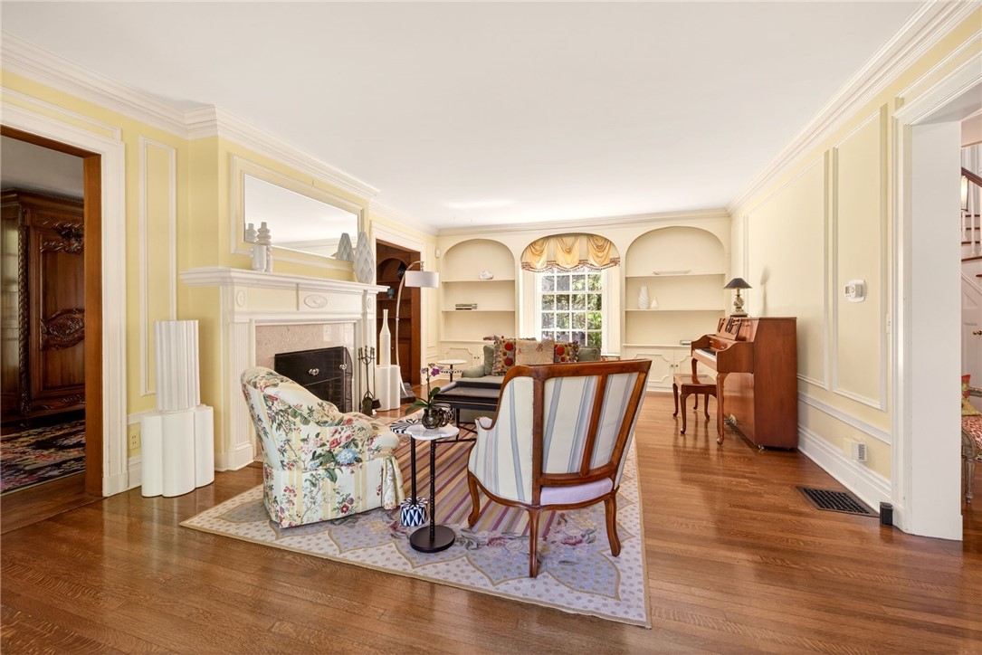 109 Sandringham Road Brighton, NY 14610 - Photo 12 of 50