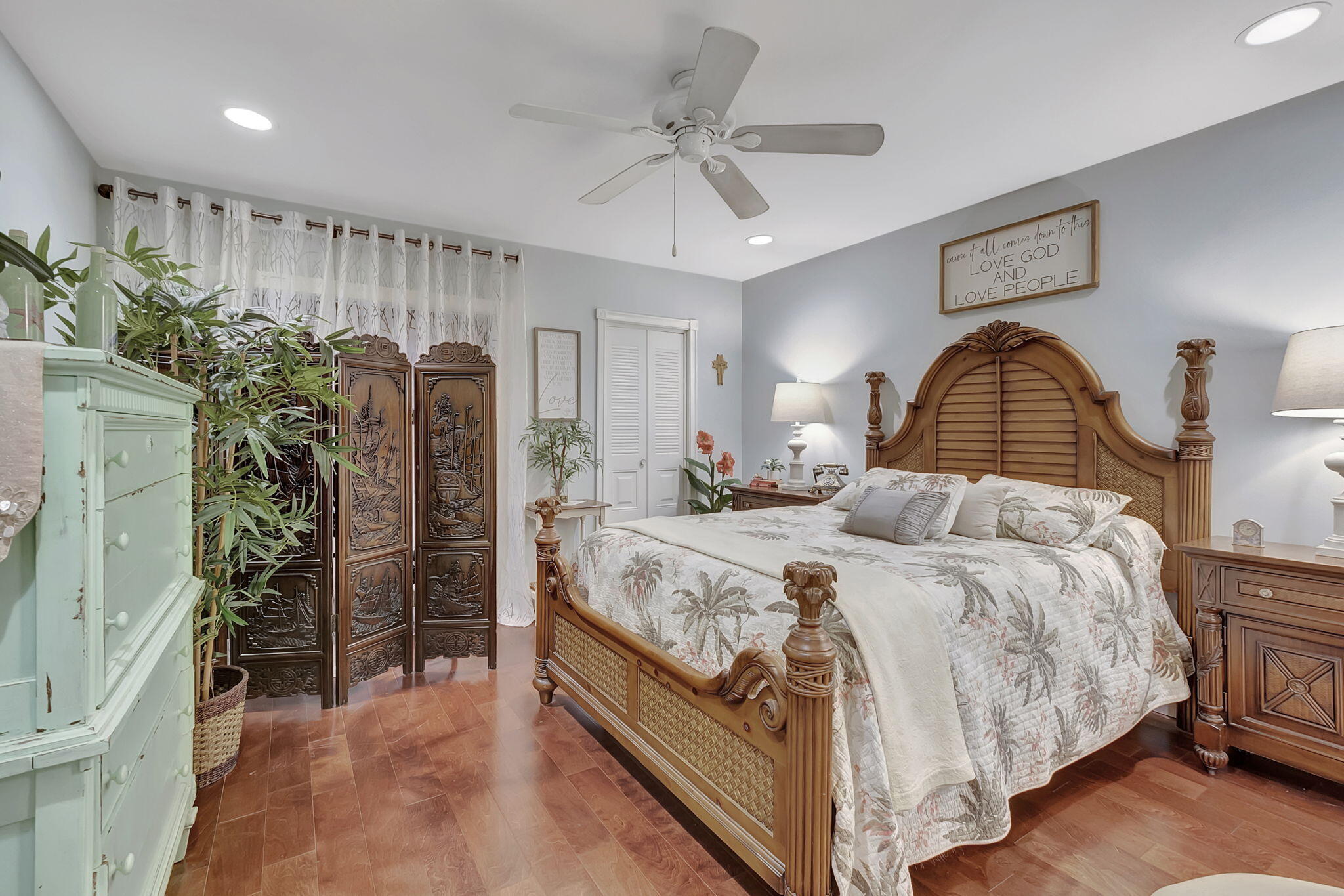 10907 Lake Front Place Boca Raton, FL 33498 - Photo 15 of 43 22-web-or-mls-DSC_4565