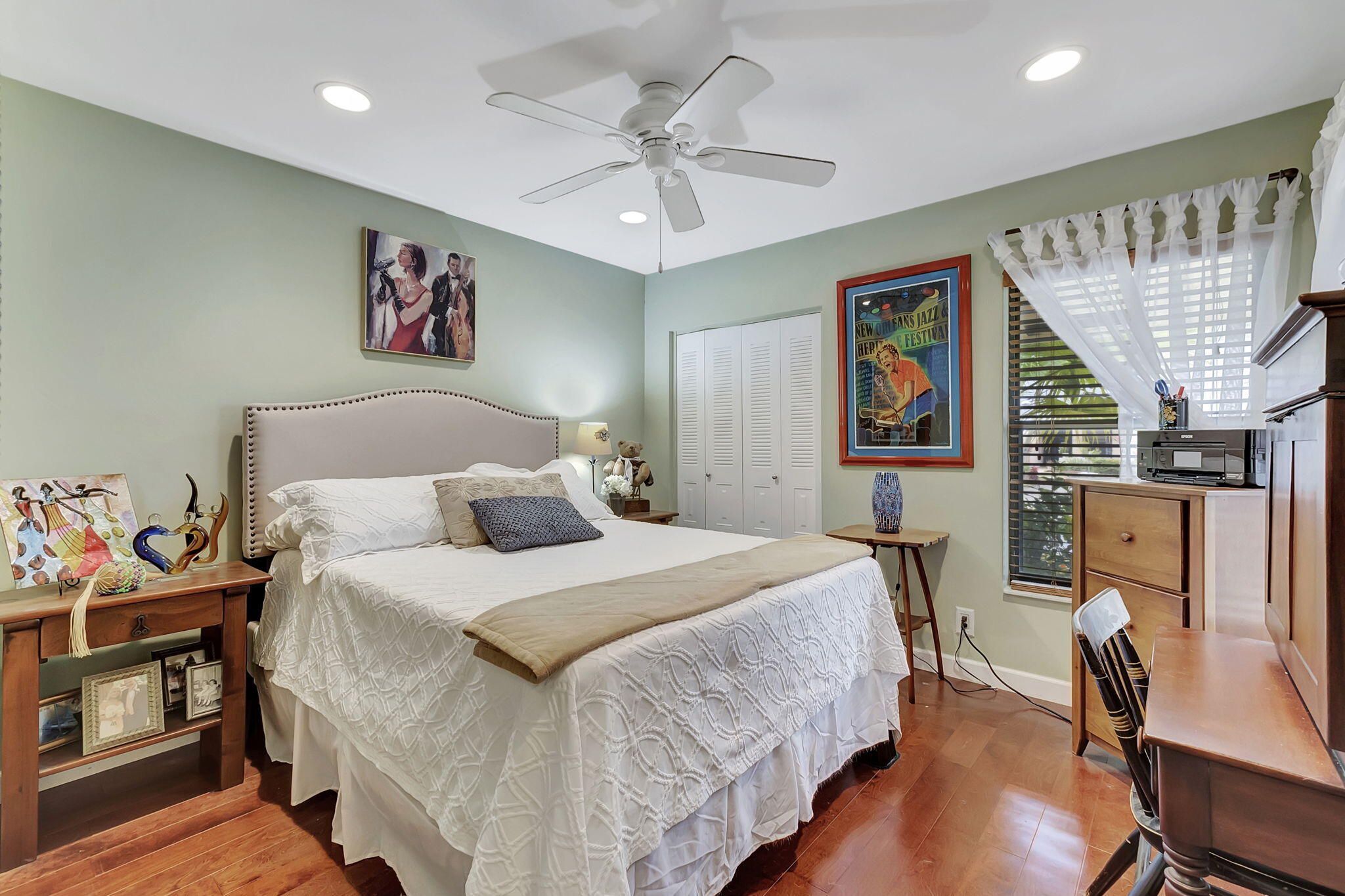 10907 Lake Front Place Boca Raton, FL 33498 - Photo 20 of 43 20-web-or-mls-DSC_4555