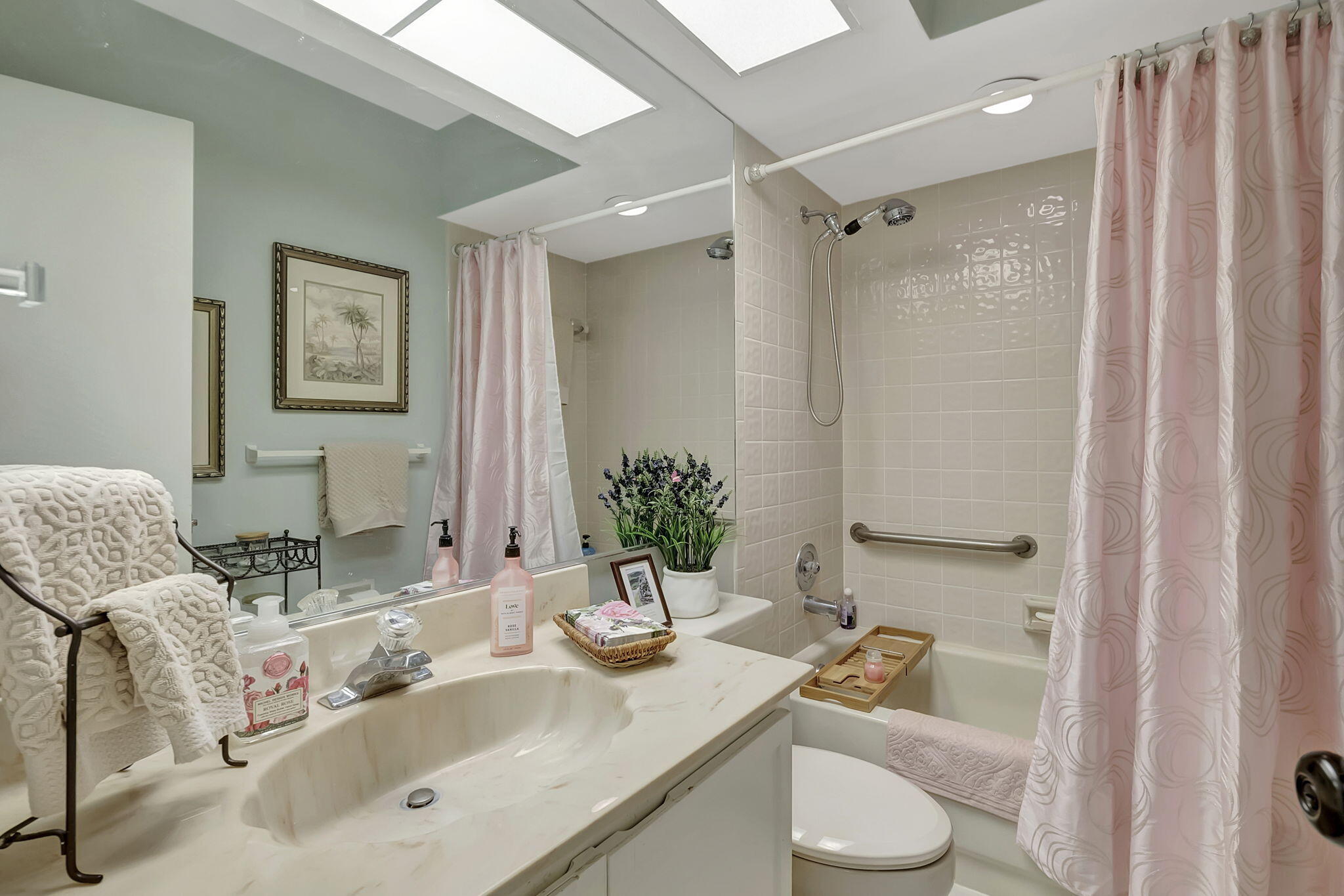 10907 Lake Front Place Boca Raton, FL 33498 - Photo 22 of 43 21-web-or-mls-DSC_4560