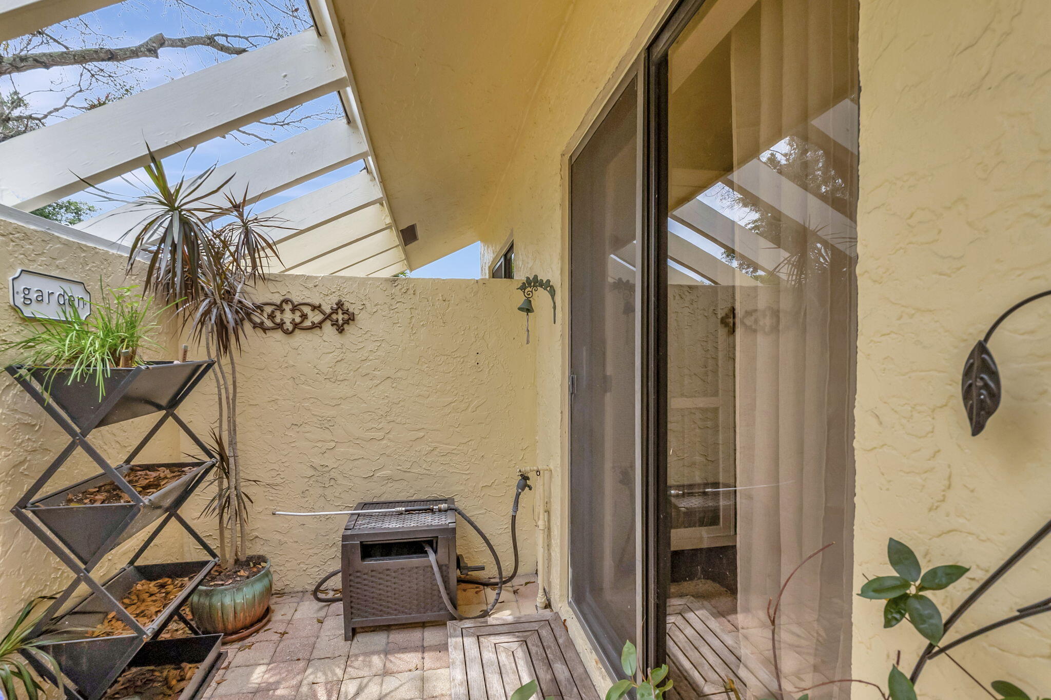 10907 Lake Front Place Boca Raton, FL 33498 - Photo 35 of 43 5-web-or-mls-DSC_4480