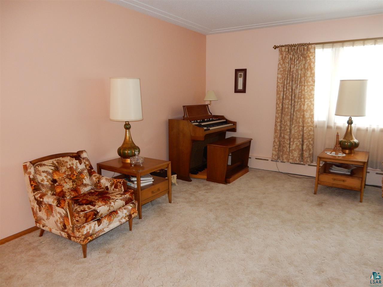 1202 Anderson Road Duluth, MN 55811 - Photo 7 of 29 Living room