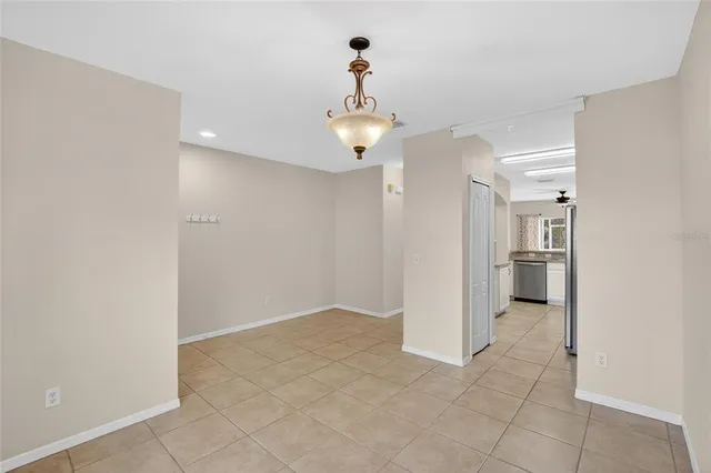 $1,750 | 15843 Fishhawk View Drive, Lithia, FL 33547