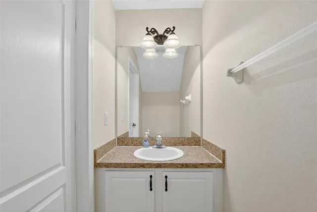 $1,750 | 15843 Fishhawk View Drive, Lithia, FL 33547