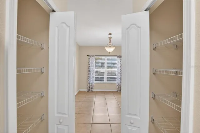 $1,750 | 15843 Fishhawk View Drive, Lithia, FL 33547