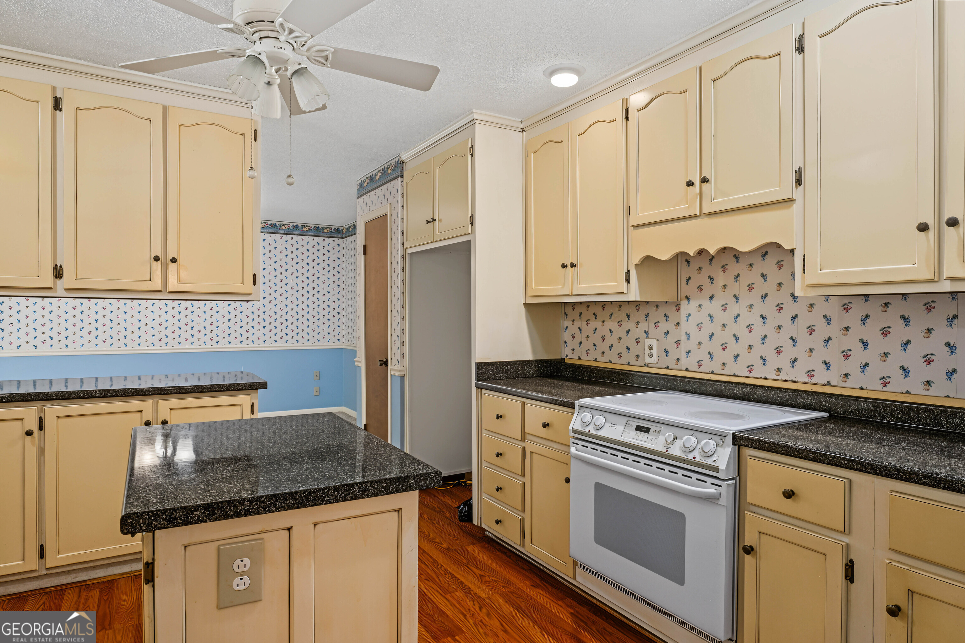 6998 Columbus Road Lizella, GA 31052 - Photo 42 of 76