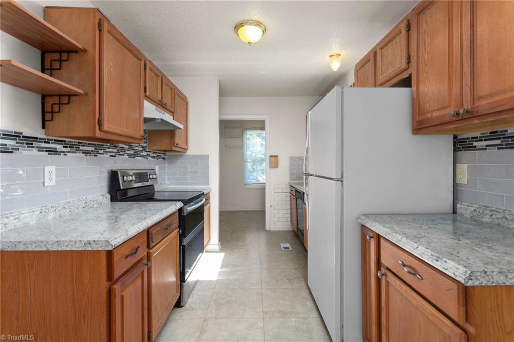 810 Arthur Avenue High Point, NC 27263 - Photo 12 of 36