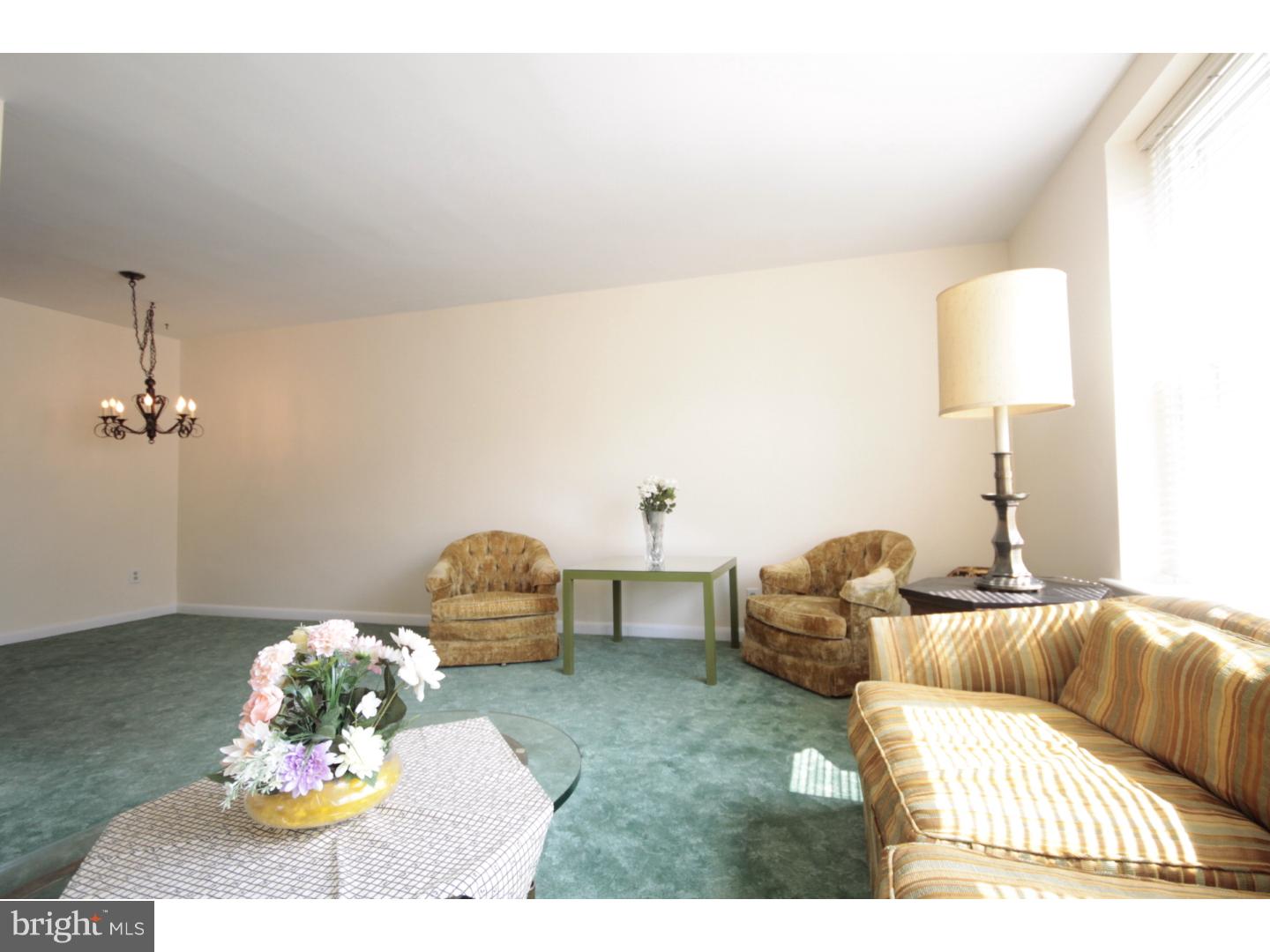 3015 Welsh Road Philadelphia, PA 19136 - Photo 3 of 24 Gallery Image 3