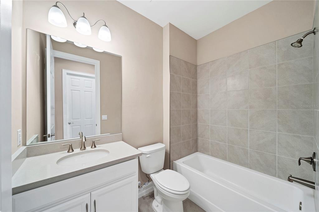 305 Ibiza Loop Venice, FL 34292 - Photo 23 of 45
