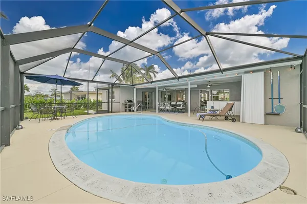 a view of indoor swimming pool