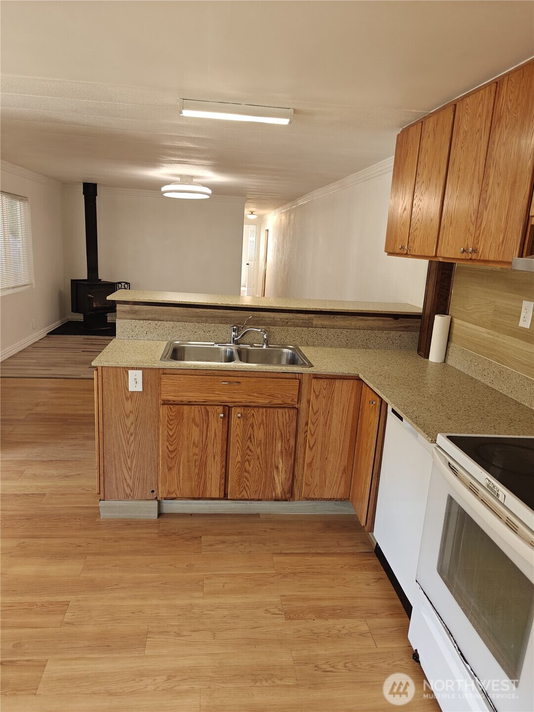 1720 Maple Lane, Unit 11 Kent, WA 98030 - Photo 13 of 30
