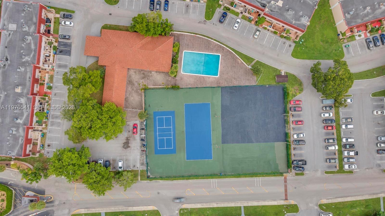 4166 Inverrary Drive, Unit 410 Lauderhill, FL 33319 - Photo 4 of 27