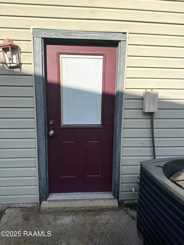 $210,000 | 201 High Meadows Boulevard, Unit 209212, Lafayette, LA 70507