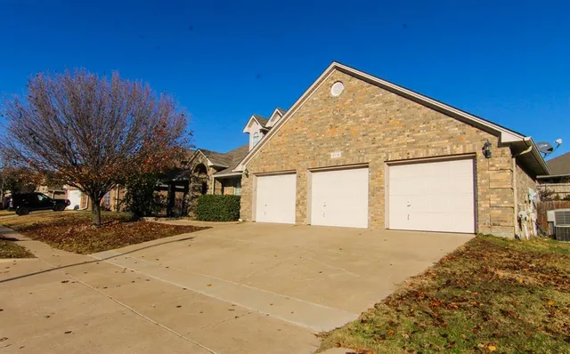 $3,000 | 8716 Trace Ridge Parkway, Fort Worth, TX 76244