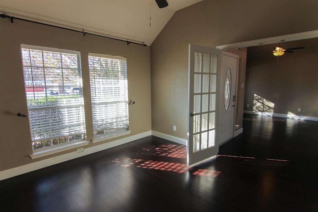 8716 Trace Ridge Parkway Fort Worth, TX 76244 - Photo 7 of 39