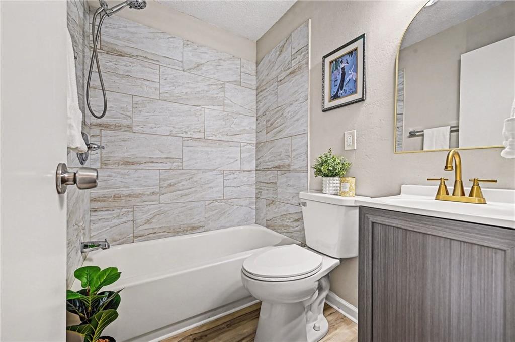 18407 Lexington Road Independence, MO 64058 - Photo 11 of 17