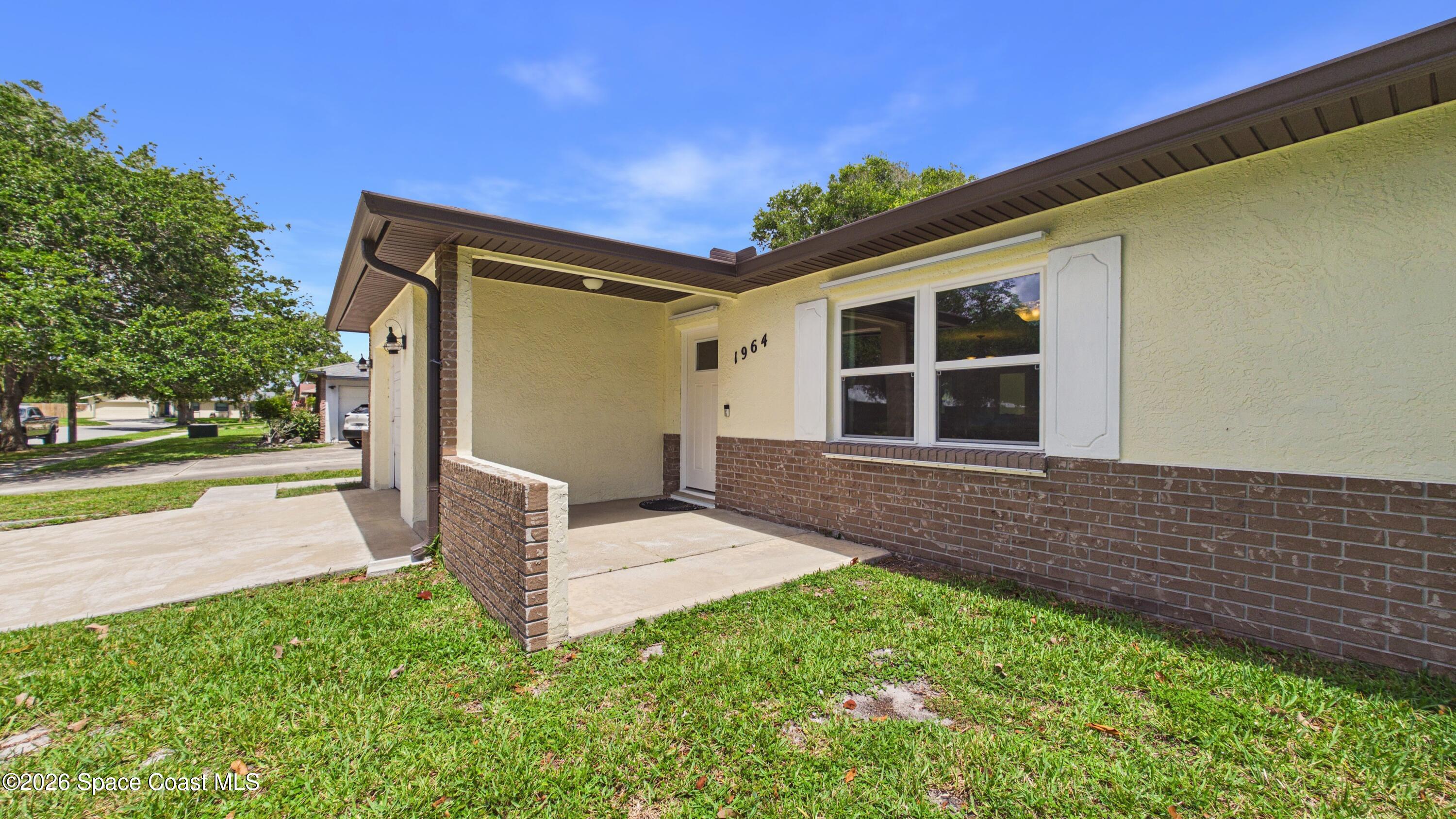 1964 West Shores Road Melbourne, FL 32935 - Photo 5 of 64 CAM01604G0-PR0630-STILL008