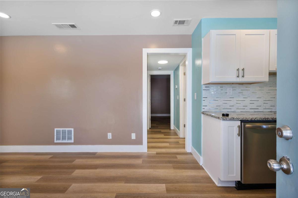 125 Jones Street, Unit A3 Blue Ridge, GA 30513 - Photo 16 of 23