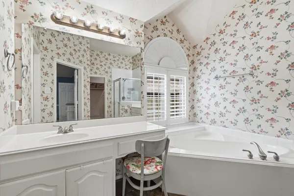 $3,200 | 10134 West Temple Drive, Houston, TX 77095