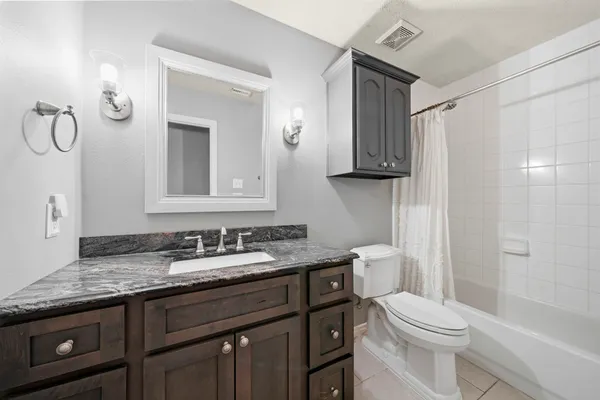 $3,200 | 10134 West Temple Drive, Houston, TX 77095