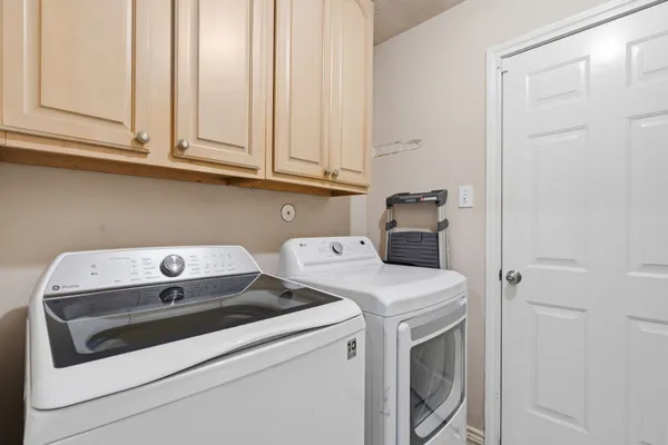 $3,200 | 10134 West Temple Drive, Houston, TX 77095