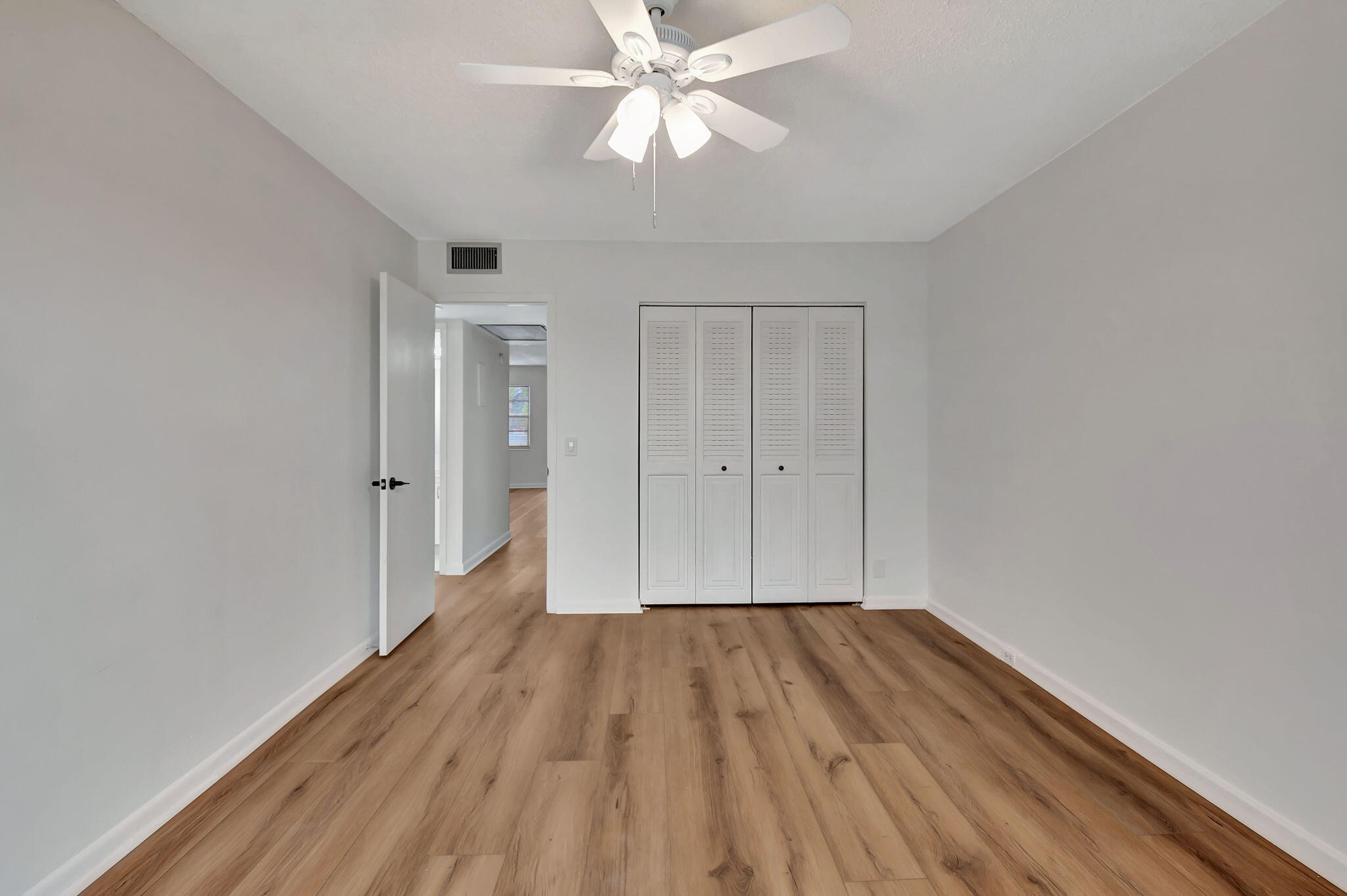 2074 Exeter, Unit 2074E Boca Raton, FL 33434 - Photo 20 of 66 Second Bedroom