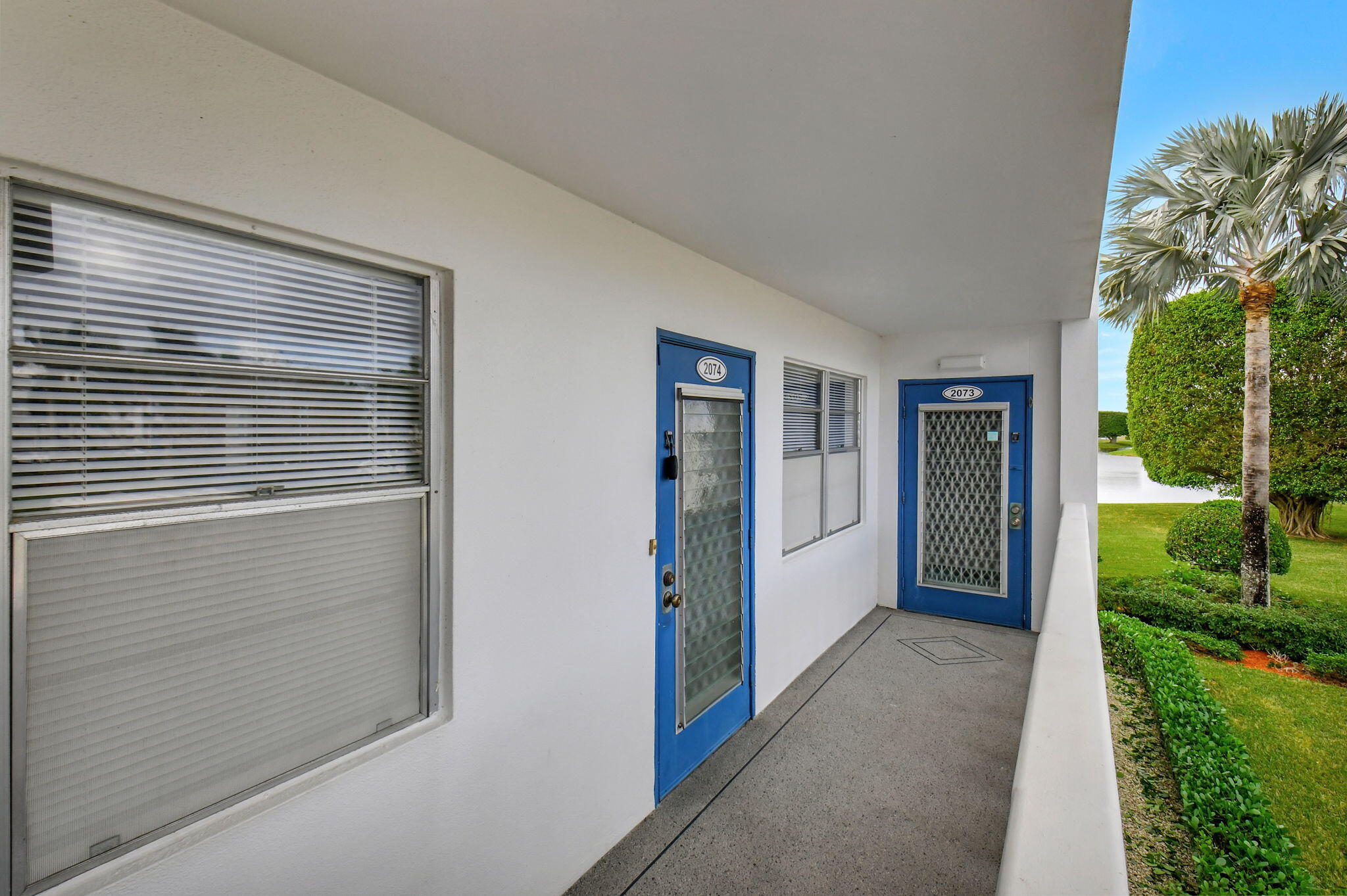 2074 Exeter, Unit 2074E Boca Raton, FL 33434 - Photo 3 of 66 FRONT DOOR ENTRY