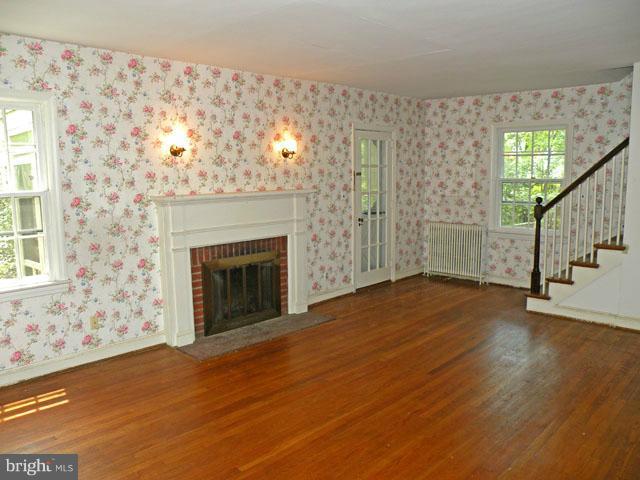 2804 Ridge Rd Drive Alexandria, VA 22302 - Photo 18 of 25 Living Room
