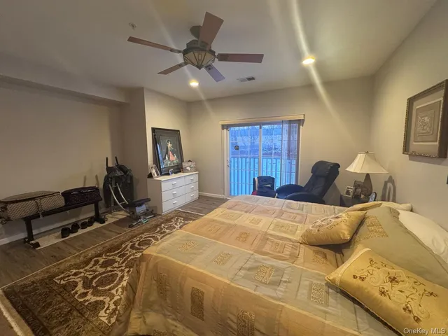 $575,000 | 30 North De Baun Avenue, Unit 204, Suffern, NY 10901