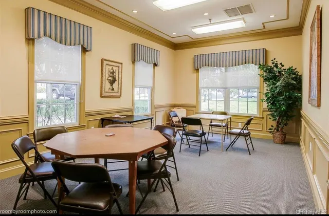 $575,000 | 30 North De Baun Avenue, Unit 204, Suffern, NY 10901