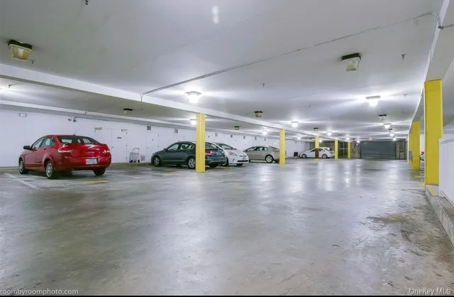 $575,000 | 30 North De Baun Avenue, Unit 204, Suffern, NY 10901