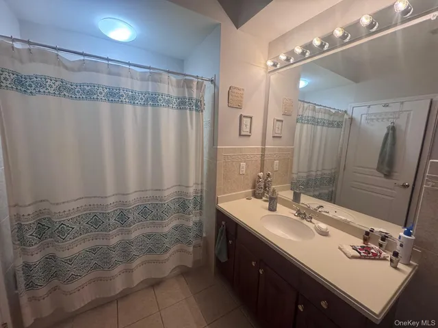 $575,000 | 30 North De Baun Avenue, Unit 204, Suffern, NY 10901