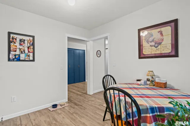 $210,000 | 614 East Walnut Street, Chatham, IL 62629