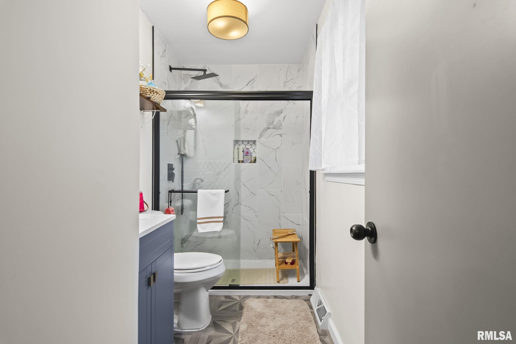 614 East Walnut Street Chatham, IL 62629 - Photo 28 of 38