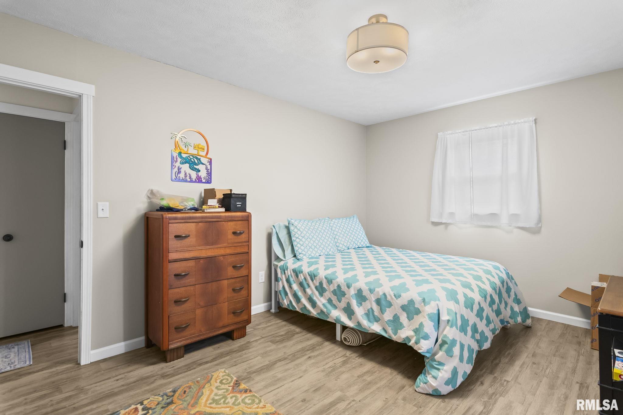 614 East Walnut Street Chatham, IL 62629 - Photo 29 of 38